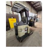 2001 Crown RR5210-40 Stand Up Reach Forklift with charger