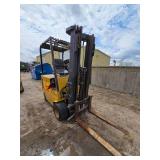1989 Hyster E50XL-33 48 Volt Electric Forklift - For Parts or Repair