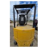 1989 Hyster E50XL-33 48 Volt Electric Forklift - For Parts or Repair