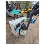 1997 Kalmar WF40 Pallet Jack - For Part or Repair
