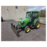 John Deere 3520