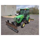 John Deere 3520
