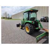 John Deere 3520
