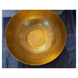 Decorative Hammered Gold Colored Metal Bowl (15.5' Diameter) Includes Two Black Liners
