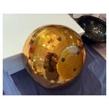 Decorative Hammered Gold Colored Metal Bowl (15.5' Diameter) Includes Two Black Liners