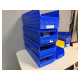 Hookless Akro Bins Various Sizes (Qty 15)