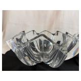 Beautiful Pair of Cristal d'Arques Paris Eight-Pointed Star Large Crystal Bowls 12' x 12' x 5'