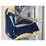MSRP $400 Lot of 4 NEW Comfy Splints Boots. A soft ankle brace that keeps the foot in a natural position. Helps prevent bedsores by keeping the heel elevated. Great for those with limited mobility to 