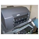 Lexmark (0563-FNT) Multiposition Staple, Hole Punch Finisher