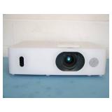 Maxell MC-WU5505 WUXGA 5,000 Lumen Home Theater HD Projector / Video Projection System with Remote Control and HDMI Cable