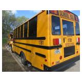 HANDICAP ACCESSIBLE SCHOOL BUS