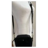 Madewell MA970 Crossbody Leather Bag - Black