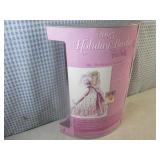 (BSB) 2005 Mattel Holiday Barbie De...
