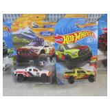 (EC1) 6 Hot Wheels Assorted Ford Tr...