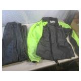 (EW3) Joe Rocket Rain Jacket Size L...