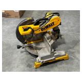 DeWalt Compound Miter Saw