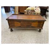 Tennessee Red Cedar Co Cedar Chest with Lock & Key