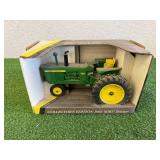 Ertl 1/16 Scale John Deere 1961 4010 Gas Tractor
