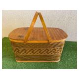 Hawkeye Picnic Basket