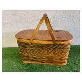 Hawkeye Picnic Basket