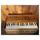 Vintage Wooden Harmonium / Tabletop Pump Organ