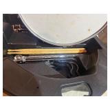 Ludwig snare drum kit in a travel case- never struck / new old stock