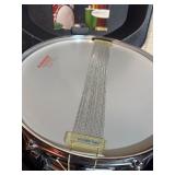 Ludwig snare drum kit in a travel case- never struck / new old stock