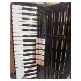 New / old stock Titano 'Titan' model piano accordion