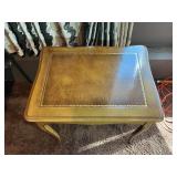 Set of 3 Vintage Nesting Side Tables – Inlaid Top, Queen Anne Style