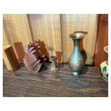 Vintage Mixed Decorative Lot – Wood Bowls, Mini Vases, Folk Art & Small Collectibles