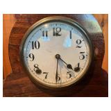 Vintage Wooden Mantel Clock – Mechanical Wind-Up, Key Wind, Chiming Movement