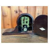 Vintage Wooden Mantel Clock – Mechanical Wind-Up, Key Wind, Chiming Movement