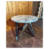 Modern Round Accent Table – Faux Marble Top & Chrome Geometric Base
