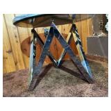 Modern Round Accent Table – Faux Marble Top & Chrome Geometric Base