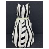 Vintage Vanderbilt by Taste Setter Sigma Cat Coffee/Tea Pot, 10 Inch Ceramic Black and White