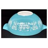 Vintage Pyrex Amish Nesting Mixing Bowls / Vintage Pyrex Butterprint Four Piece Nesting Mixing Bowl Set