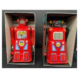 Lot of 5 Rocket USA Wind Up Robots with Boxes 1997