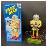 Schylling Space Man Remote Control Tin Robot with Box