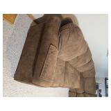 Flexsteel Large Brown Sectional Sofa with Plush Cushions