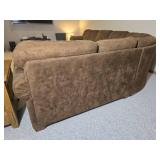 Flexsteel Large Brown Sectional Sofa with Plush Cushions