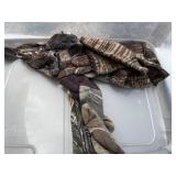 Mossy Oak Collection & RealTree Edge Camouflage Gear - Thermal Stretch Gloves, Fleece Mittens & Mesh