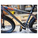 Northrock H2 Aluminum Mountain Bike - Shimano Altus Drivetrain & Disc Brakes - Bike Only