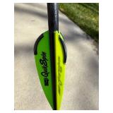 BlackOut 12-Sided Archery Targets (2) & Quest Neon Arrows