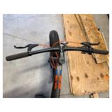 Northrock H2 Aluminum Mountain Bike - Shimano Altus Drivetrain & Disc Brakes - Bike Only