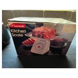 Hamilton Beach Food Processor & KWONNIE Kitchen Scale (Lot of 2)