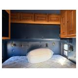 2005 Freightliner Box Truck with Sleeper Cab 22' Van Body