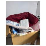 Large Lot of Table Cloths, Napkins, Napkin Rings, Placemats & Salt n Pepper Shakers