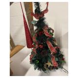Large Lot of Christmas Decor: Lights, Decorations, 3ft Wreath & More