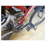 Warp Giant DS2 Trail Bicycle