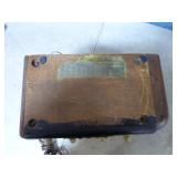 Vintage 1939 Zenith Wood Table Radio